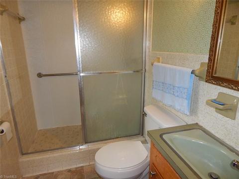 124 Mill Rd, State Road, NC 28676 photo 17