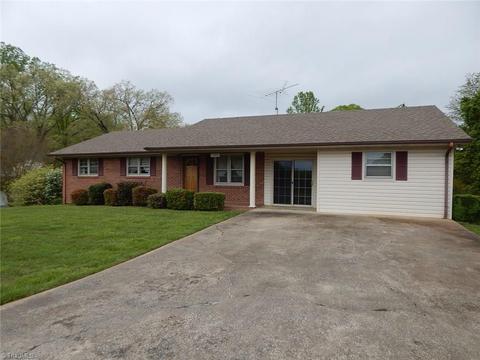124 Mill Rd, State Road, NC 28676 photo 2