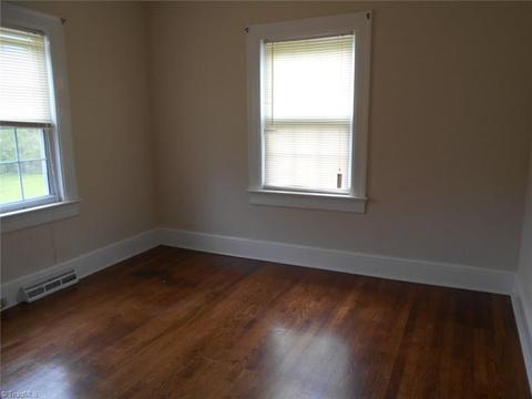1236 E Meadow Rd, Eden, NC 27288 photo 3