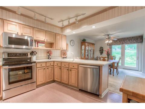 141 Golfview Dr, Bermuda Run, NC 27006 photo 13