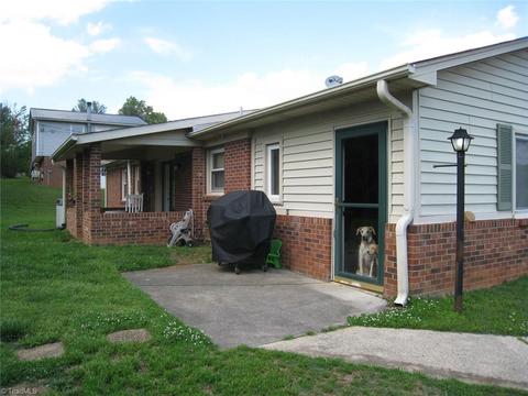 103 Fireside Ln, King, NC 27021 photo 5