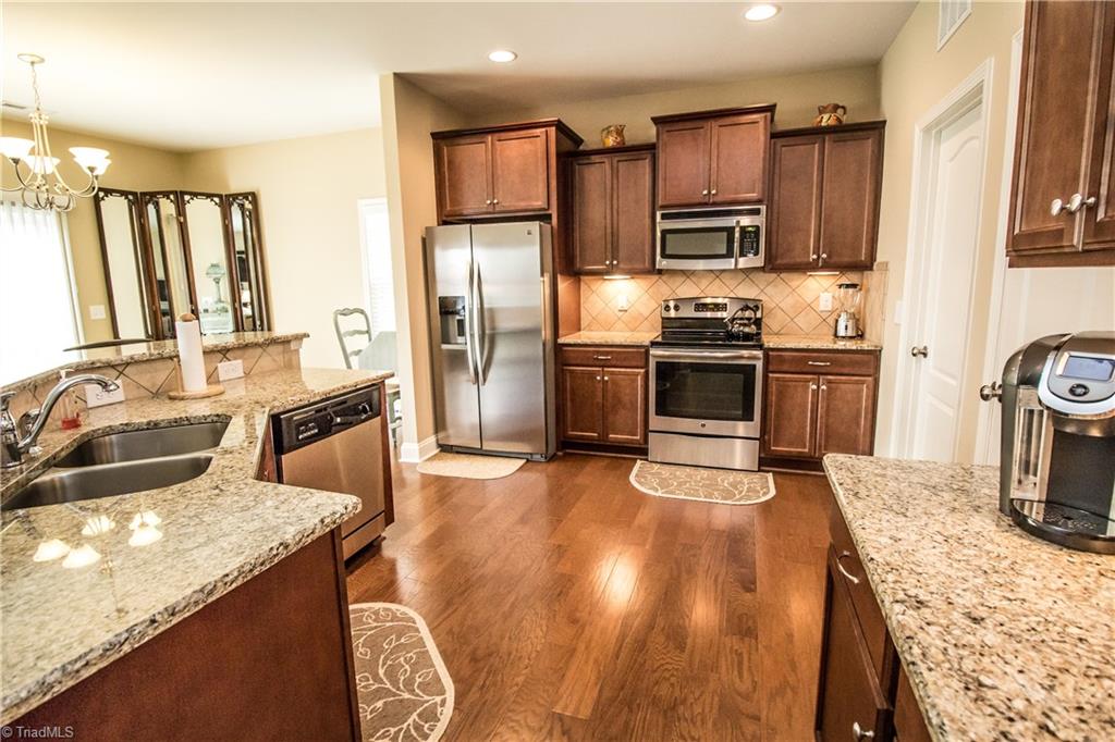 3836 Tonsley Pl, High Point, NC 27265 photo 6