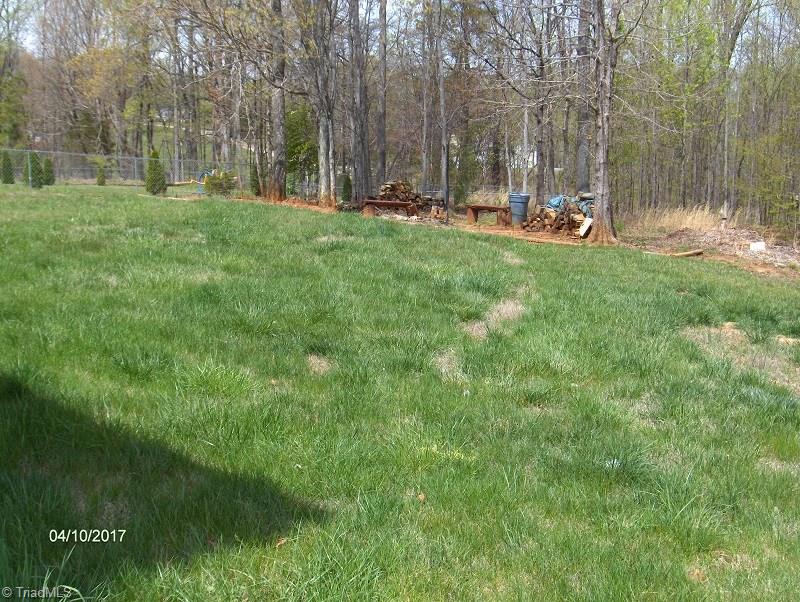 1135 Laurel Crest Rd, King, NC 27021 photo 3