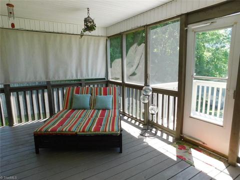 6633 Jennifer Lynn Dr, Trinity, NC 27370 photo 8
