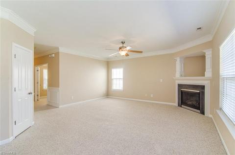 870 Hedgepath Ter, High Point, NC 27265 photo 5