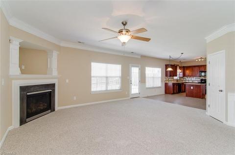 870 Hedgepath Ter, High Point, NC 27265 photo 10