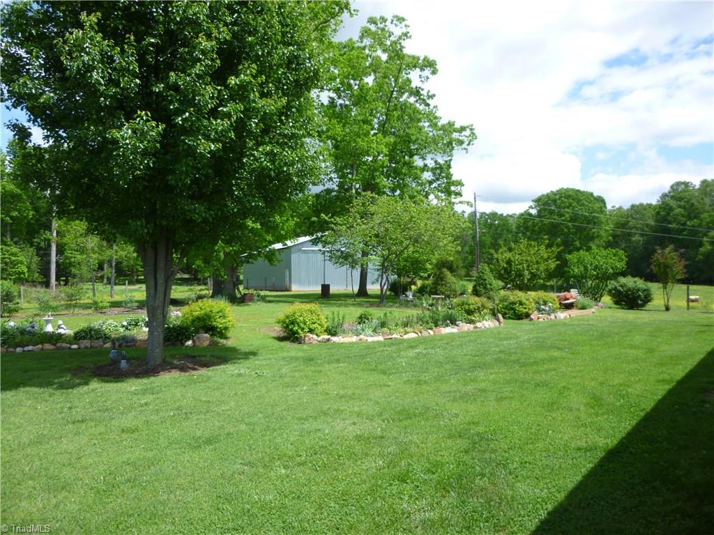 1476 Barker Rd, Roaring River, NC 28669 photo 21