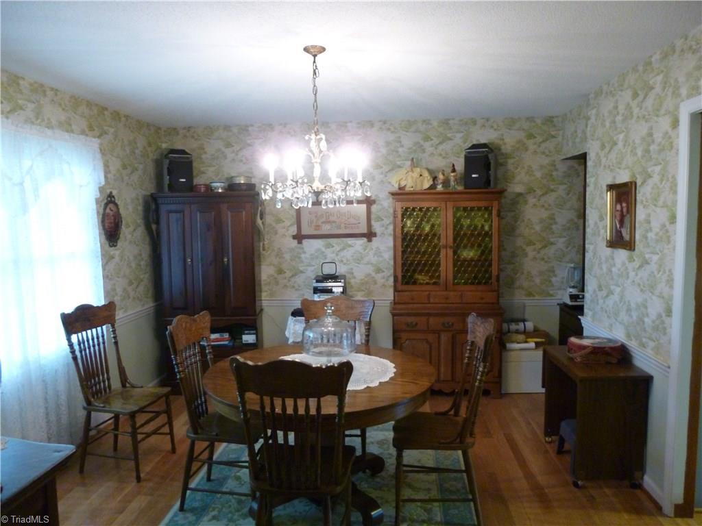 1476 Barker Rd, Roaring River, NC 28669 photo 7