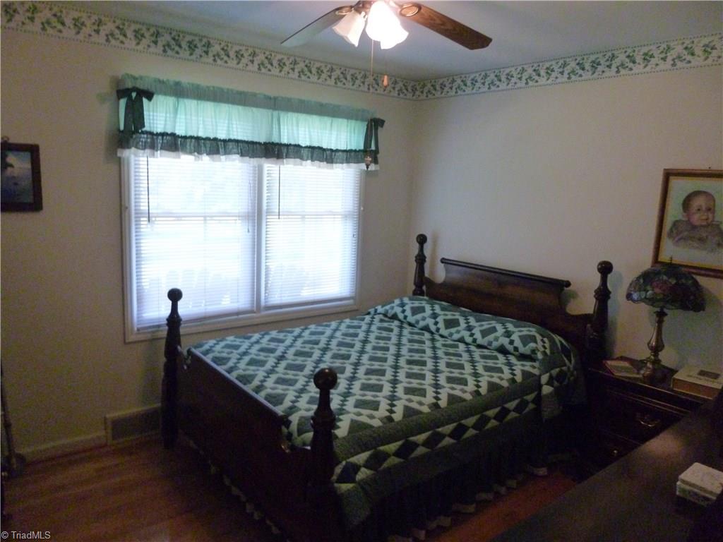 1476 Barker Rd, Roaring River, NC 28669 photo 10