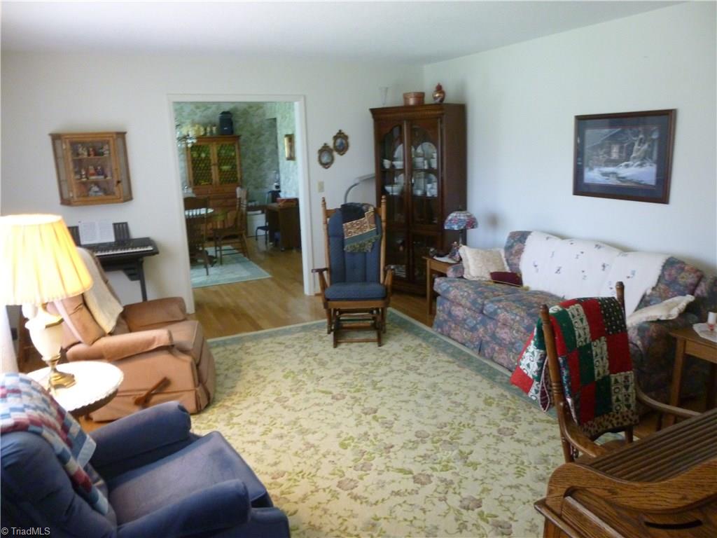 1476 Barker Rd, Roaring River, NC 28669 photo 6