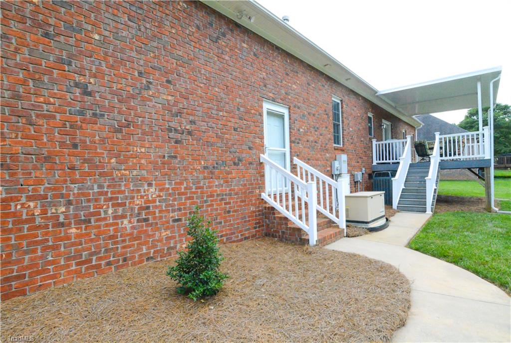 3233 Old Mountain Rd, Trinity, NC 27370 photo 8