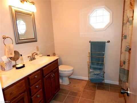 166 Valleybrook Dr, Elkin, NC 28621 photo 20