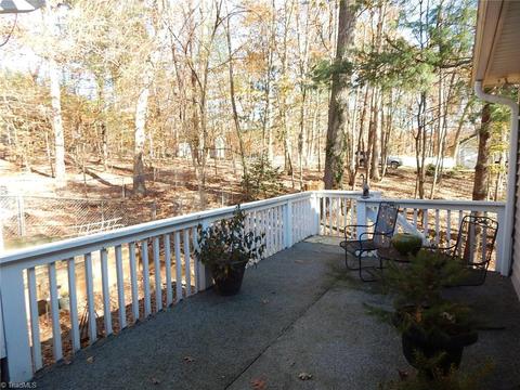 166 Valleybrook Dr, Elkin, NC 28621 photo 8