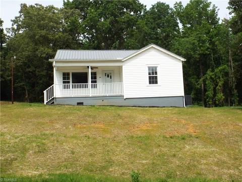 4650 Coltrane St, Trinity, NC 27370 photo 2