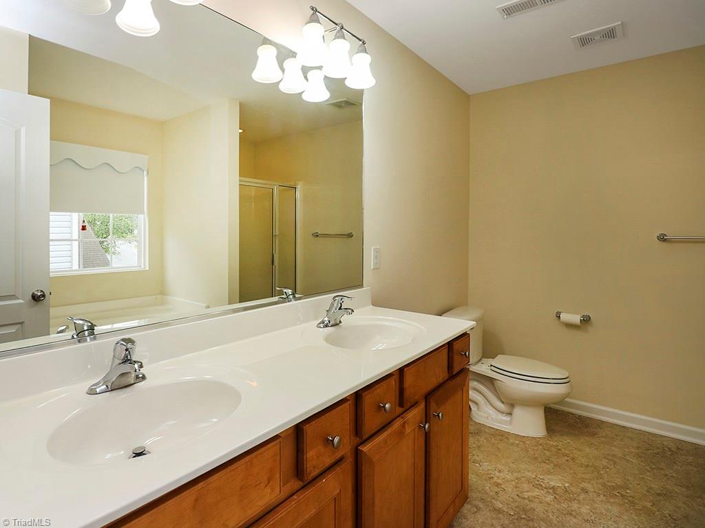 3711 Single Leaf Cir, High Point, NC 27265 photo 18