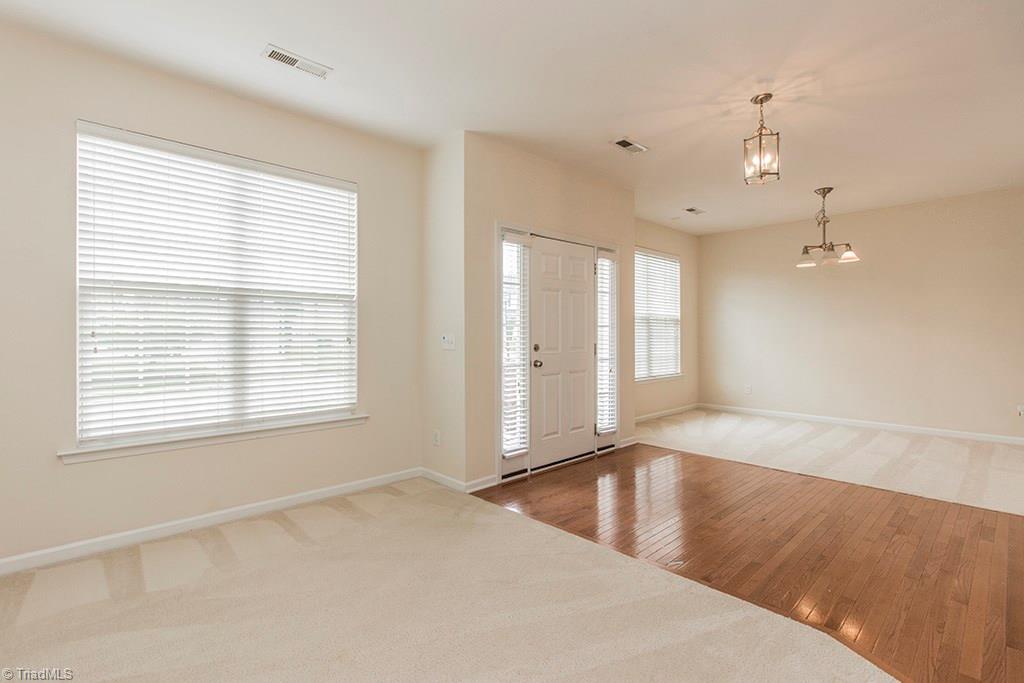3711 Single Leaf Cir, High Point, NC 27265 photo 2