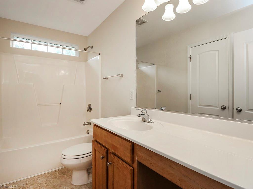 3711 Single Leaf Cir, High Point, NC 27265 photo 21