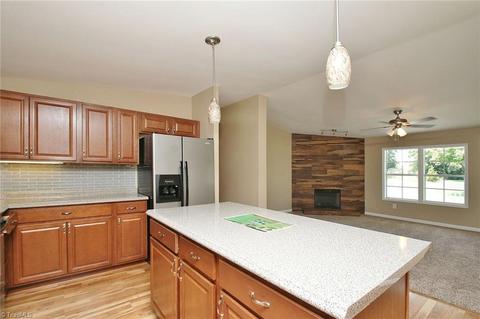 329 Stroud Mill Rd, Harmony, NC 28634 photo 9