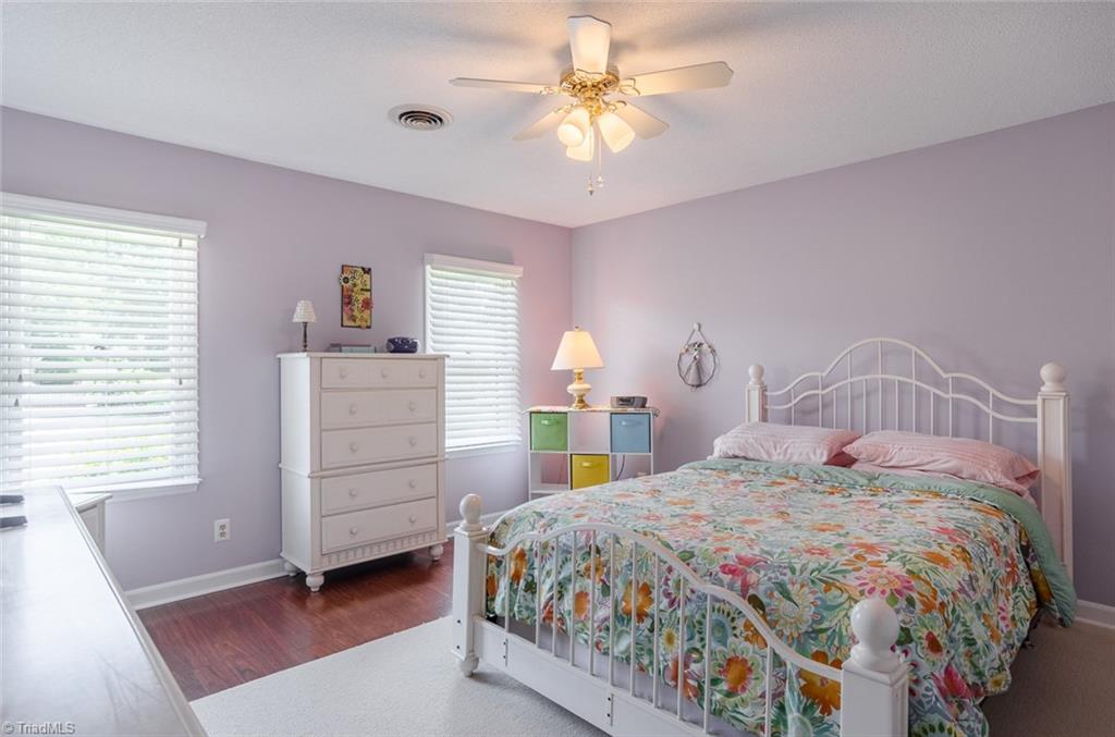 2040 La Dora Dr, High Point, NC 27265 photo 20