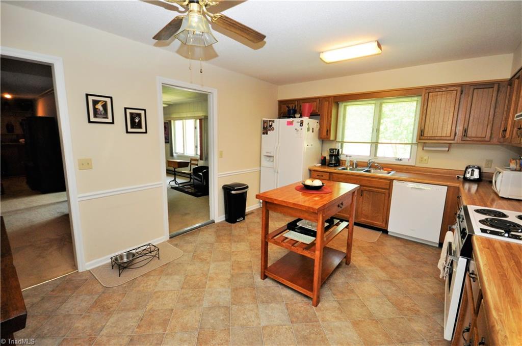 134 Old Mill Rd #E, High Point, NC 27265 photo 10