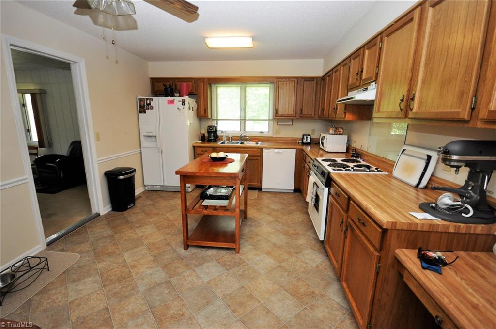 134 Old Mill Rd #E, High Point, NC 27265 photo 9