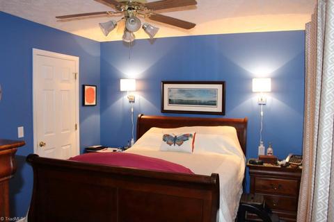 1045 Laurel Bluff Dr, King, NC 27021 photo 11