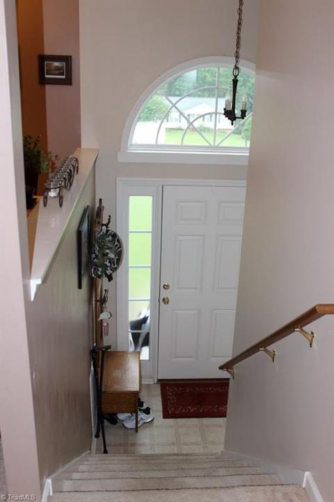 1045 Laurel Bluff Dr, King, NC 27021 photo 3