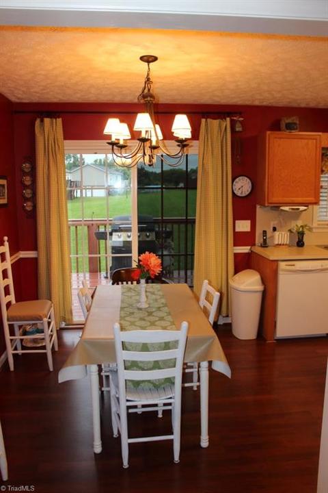 1045 Laurel Bluff Dr, King, NC 27021 photo 9