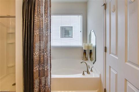 891 Hedgepath Ter, High Point, NC 27265 photo 20