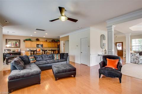 891 Hedgepath Ter, High Point, NC 27265 photo 11