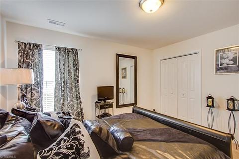 891 Hedgepath Ter, High Point, NC 27265 photo 24