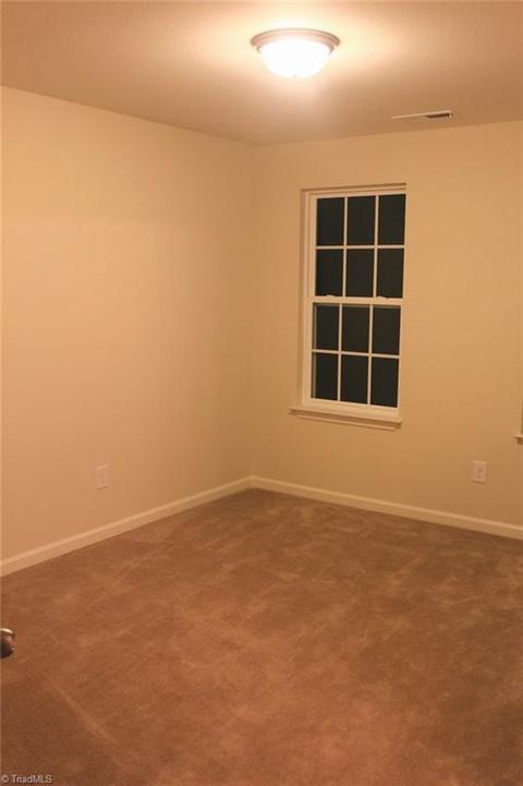 437 Sandybrooke Dr, High Point, NC 27265 photo 6