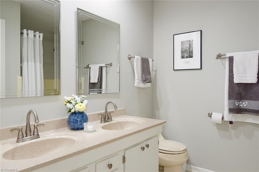 105 Mohawk Ct, High Point, NC 27262 photo 19