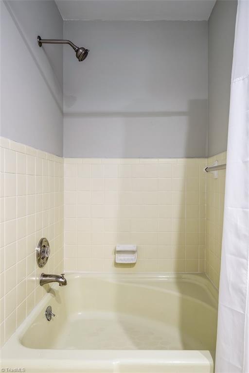 105 Mohawk Ct, High Point, NC 27262 photo 20
