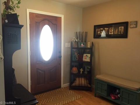 4035 Patsy Dr, Winston Salem, NC 27107 photo 7