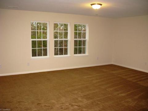 122 Kutter Dr, Elon, NC 27244 photo 5