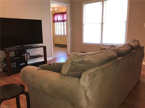 178 Marie Dr, King, NC 27021 photo 5