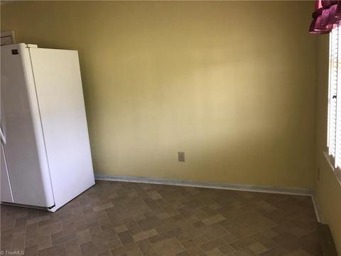 178 Marie Dr, King, NC 27021 photo 9