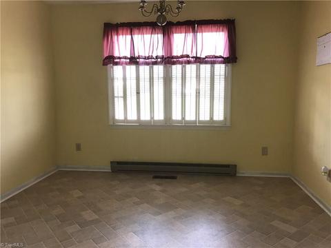 178 Marie Dr, King, NC 27021 photo 10