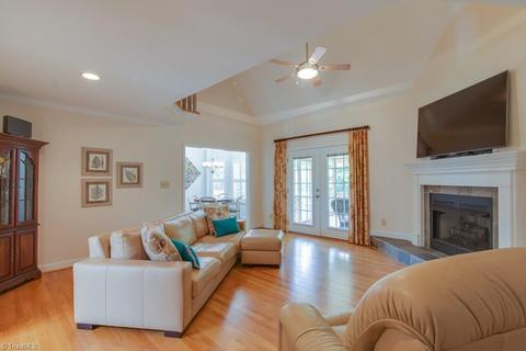 124 Conifer Ct, Advance, NC 27006 photo 11