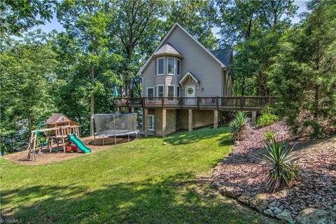 693 Dockside Ter, Denton, NC 27239 photo 11