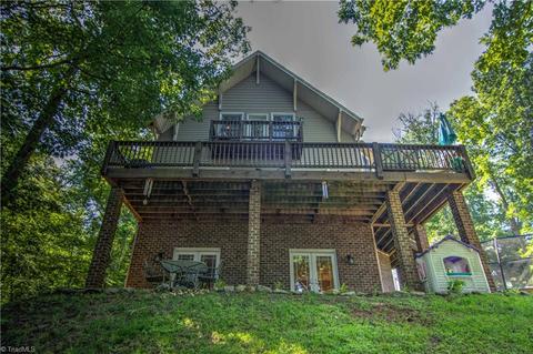 693 Dockside Ter, Denton, NC 27239 photo 12