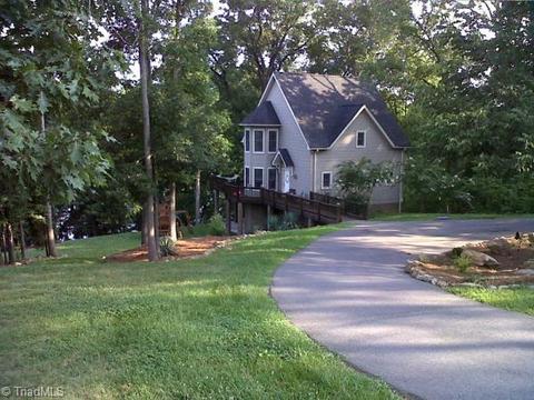 693 Dockside Ter, Denton, NC 27239 photo 4