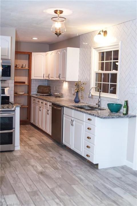 2995 Dillon Rd, Jamestown, NC 27282 photo 10