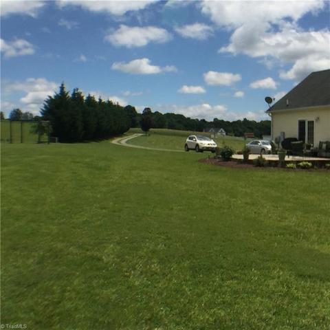 139 Higher Ground Ln, Lowgap, NC 27024 photo 8