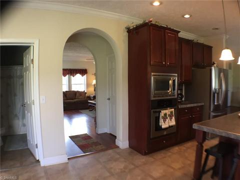 139 Higher Ground Ln, Lowgap, NC 27024 photo 11