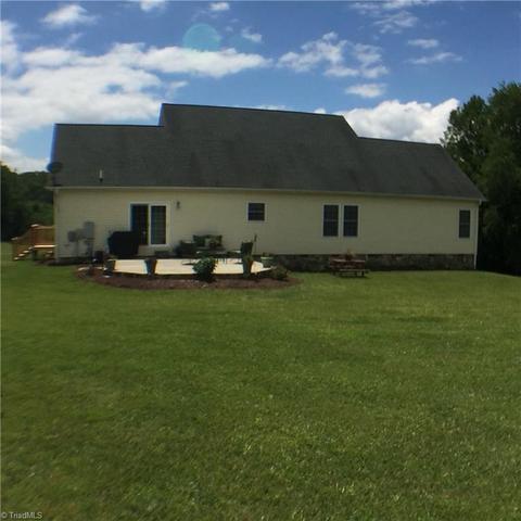 139 Higher Ground Ln, Lowgap, NC 27024 photo 7