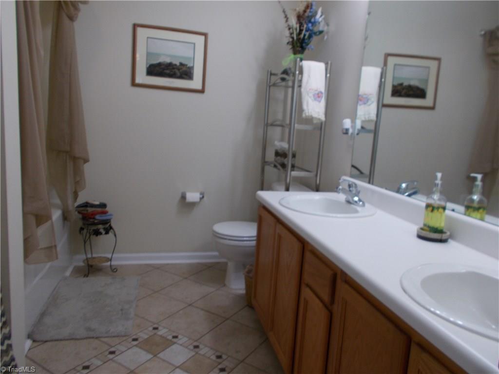 2790 Waterstone Loop, High Point, NC 27265 photo 13