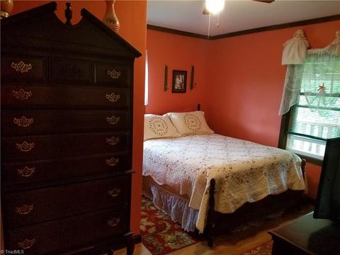 174 Copeland, Laurel Fork, VA 24352 photo 24