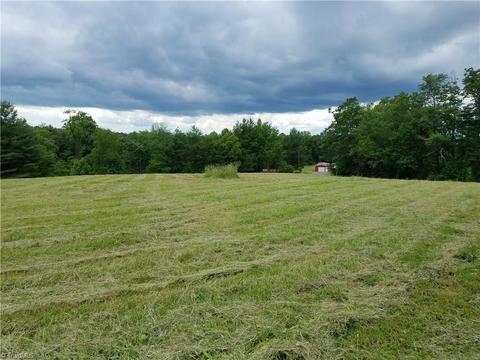 174 Copeland, Laurel Fork, VA 24352 photo 29